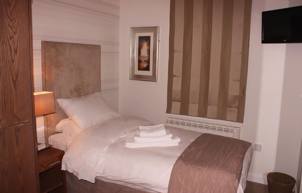 Mccafferty'S Guesthouse Ilford Phòng bức ảnh