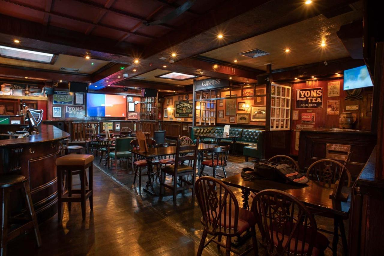 Mccafferty'S Guesthouse Ilford Ngoại thất bức ảnh