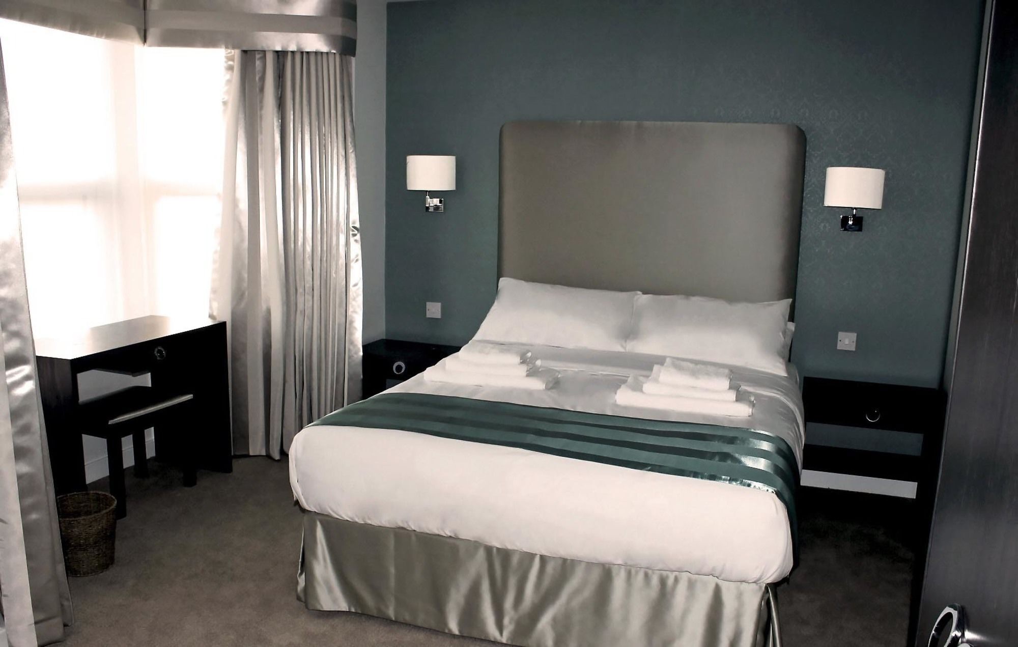 Mccafferty'S Guesthouse Ilford Ngoại thất bức ảnh